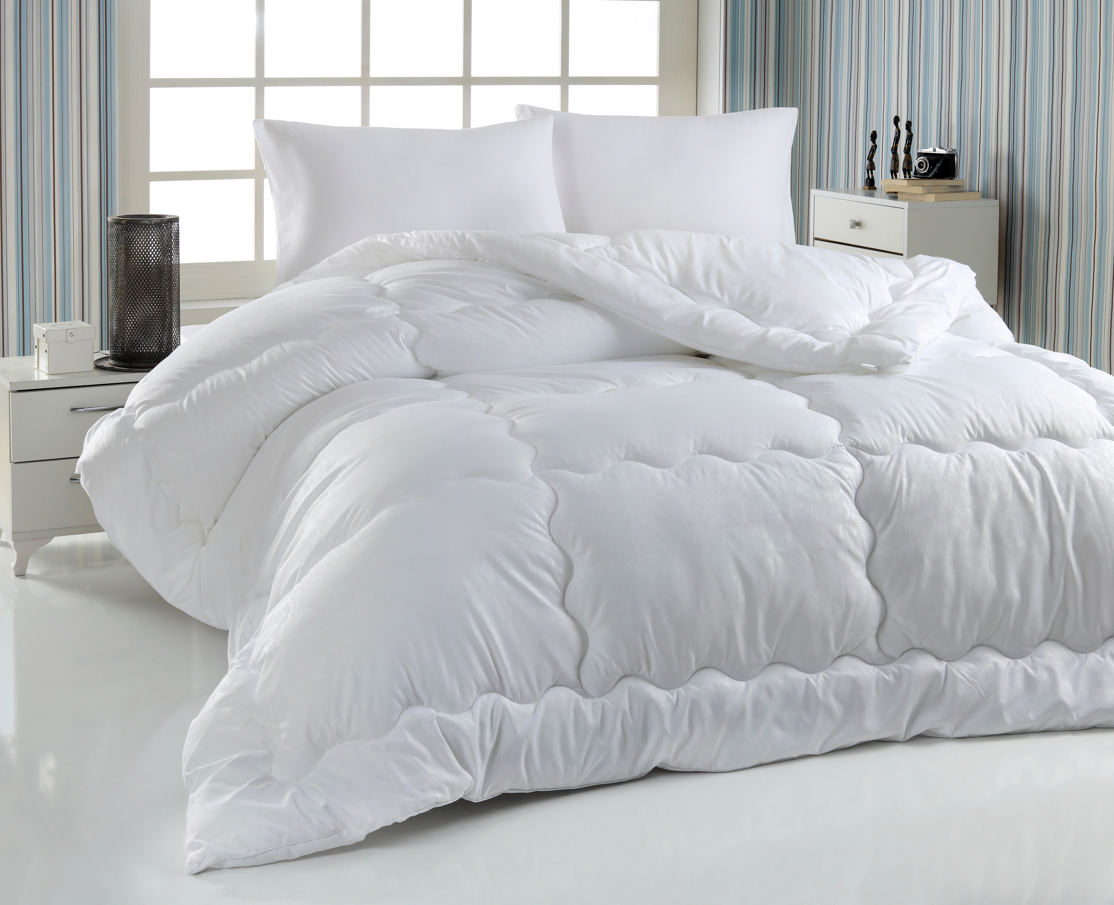 Comforters Shutterstock 1157431528